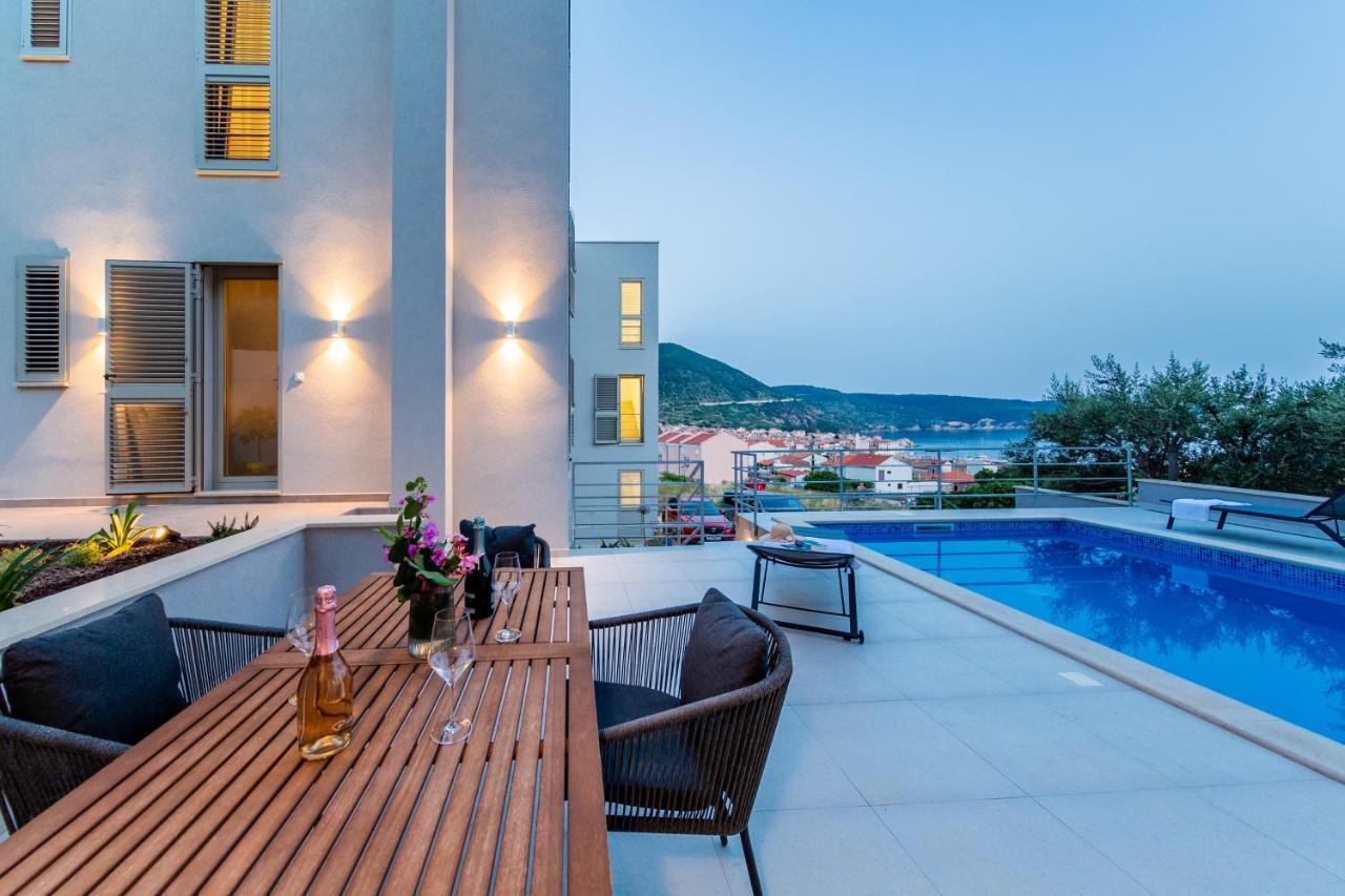 Seaside Elegance Suites Komiža Eksteriør bilde